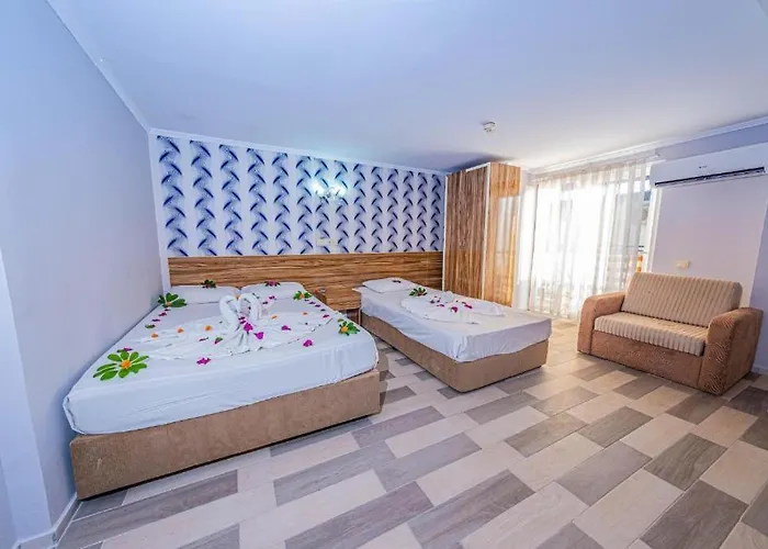 Hotel Elysium Elite 4*